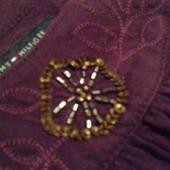 Tommy Hilfiger purple top💜 - Picture 3 of 4